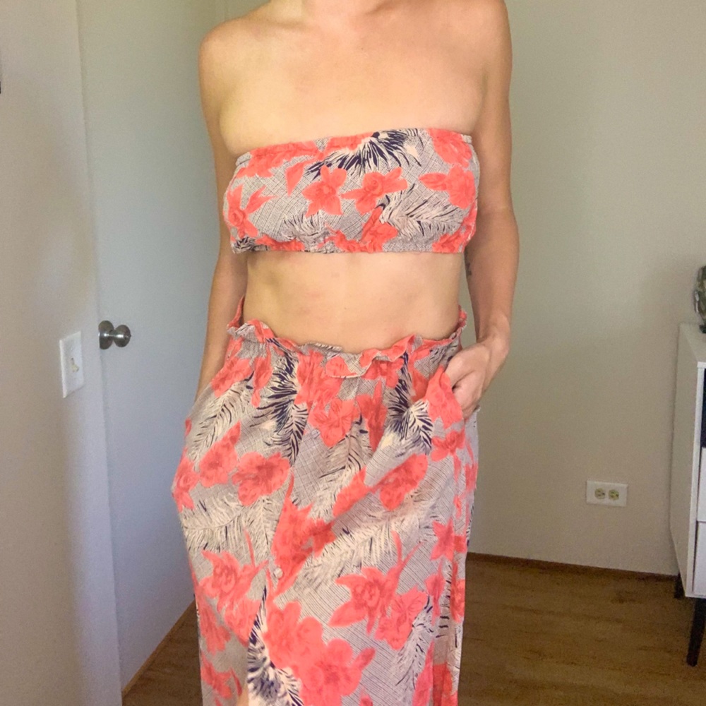 SELL BY NOV 17*** For Love & Lemons Skirt Crop Set